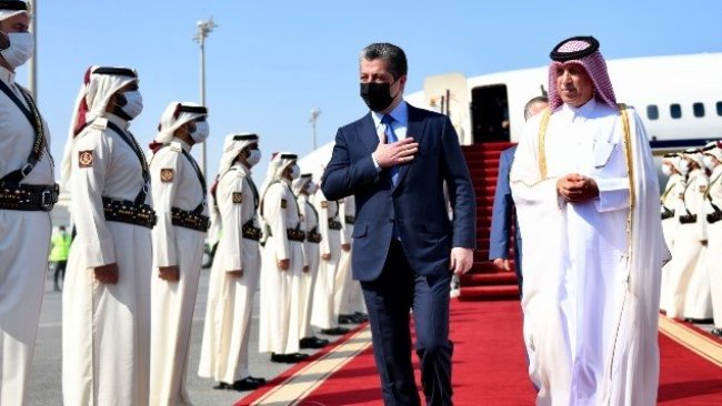 Başbakan Mesrur Barzani Katar’da resmi törenle karşılandı