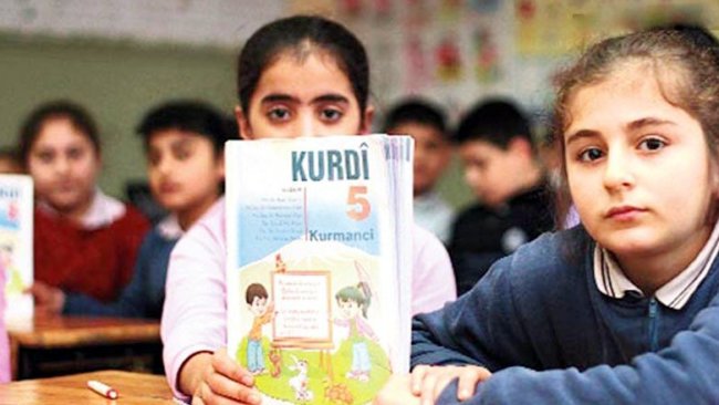 MEB’in Kürtçe seçmeli derslerle ilgili paylaştığı rakamlar birbirini tutmadı