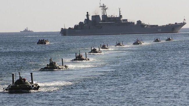 Rusya Ukrayna’yı denizden ablukaya aldı