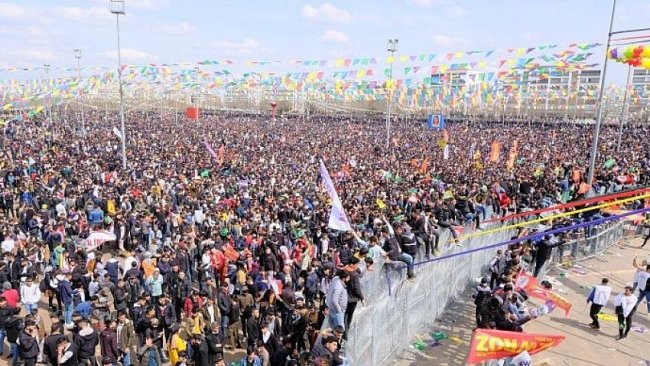 Diyarbakır’daki Newroz etkinliğinde gözaltına alınanların 266'sı serbest 