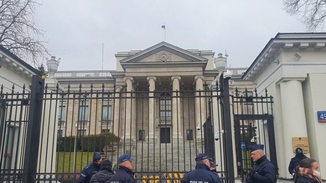 Polonya 45 Rus diplomatı sınır dışı etme kararı aldı
