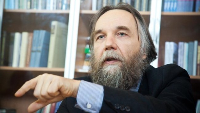 Putin'in 'akıl hocası'  Dugin'den tehdit: Dünyayı yok ederiz!