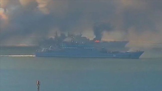 Ukrayna’nın vurduğunu duyurduğu Rusya’nın amiral gemisi battı