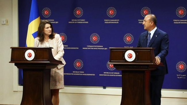 Reuters duyurdu: Çavuşoğlu İsveç Dışişleri bakanı'na sesini yükselti