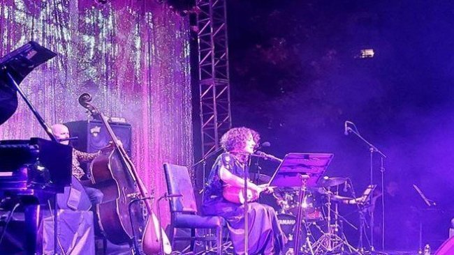 ODTÜ'de  Aynur Doğan konseri: Biz bir arada durabiliyoruz