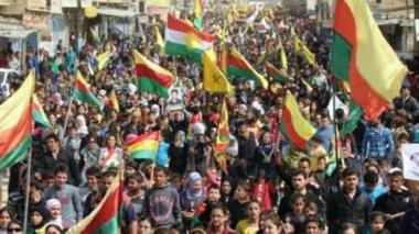 Karayılan’dan çağrı: ‘Rojava’da PKK bayraklarını kullanmayın’