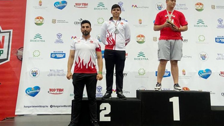 Kürt sporcu dünya ikincisi oldu!