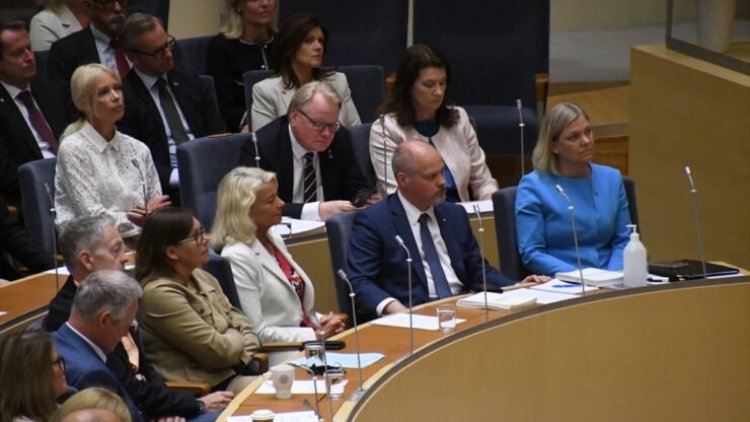 İsveç İçişleri Bakanı hakkında verilen gensoru oylamasında Kürt vekil etkisi