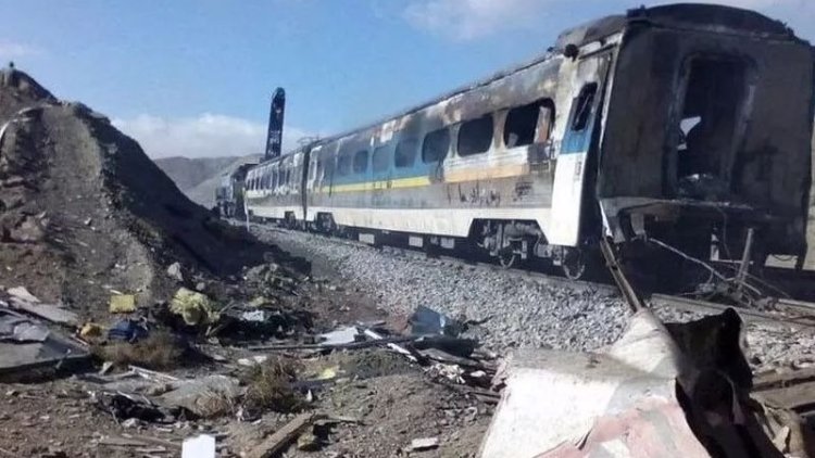 İran'da tren raydan çıktı: Onlarca ölü ve yaralı var