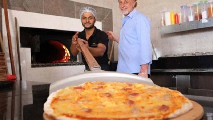 Bagok eteklerinde bir Süryani Pizzacı