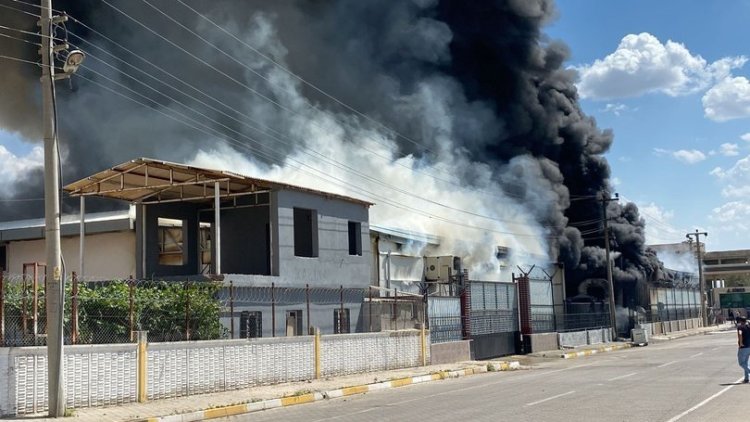 Diyarbakır'da fabrikada korkutan yangın: Yaralılar var