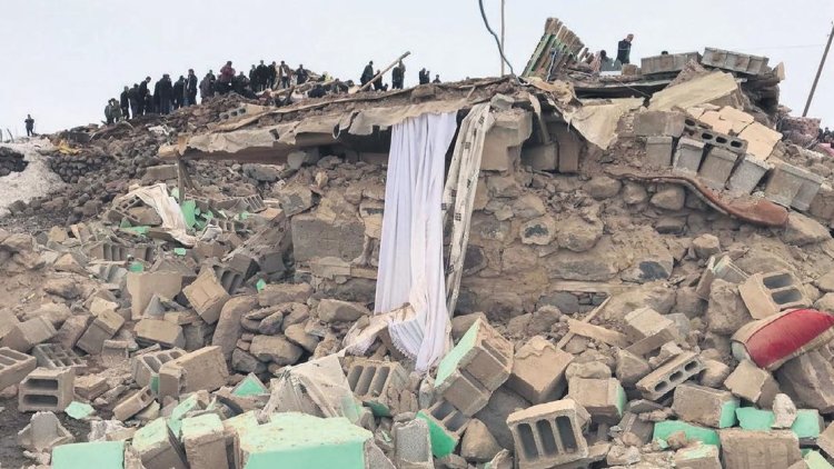 Afganistan depreminde can kayıpları artıyor