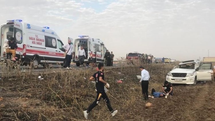 Mardin'de Kürdistan plakalı cip, tarlaya uçtu: 4 kişi yaralı