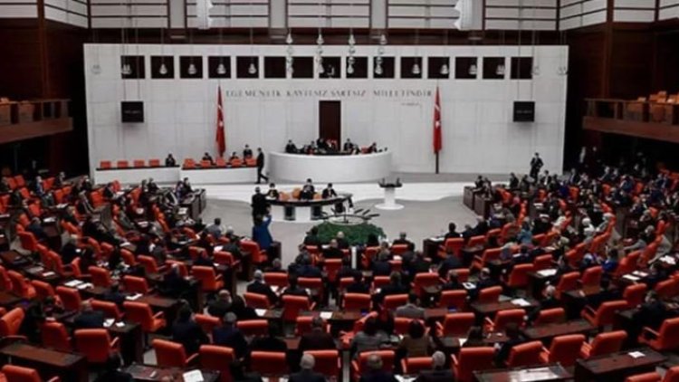 AK Parti'den CHP'nin olağanüstü toplantı çağrısına yanıt