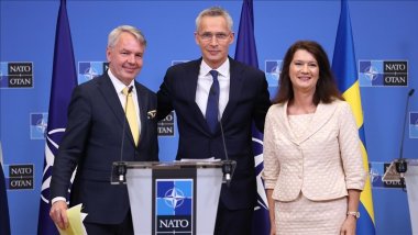 NATO Genel Sekreteri Stoltenberg: İade konusunda kararı İsveç ve Finlandiya verir
