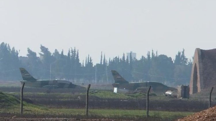 SOHR: Siha, Mangh Havalimanı'nda rejim askerini hedef aldı