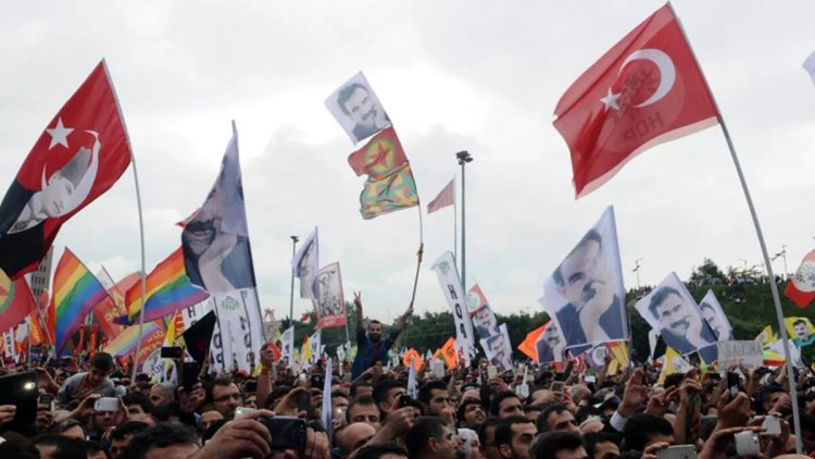 Aziz Yağan: Türkiye Partisi HDP’nin Övünç Çığlıkları