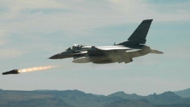 Irak savaş uçakları Kürt köylerine yakın arazileri bombaladı