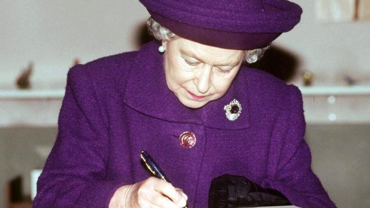 Kraliçe Elizabeth'ten gizli mektup!