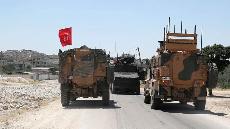 SOHR: Türk kuvvetleri M4 karayolu üzerinde Rus devriyesine saldırdı.
