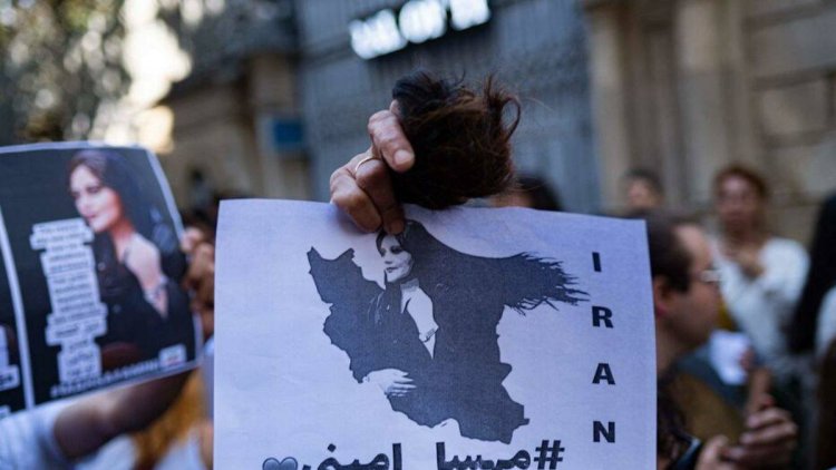 İspanya'dan İranlı diplomata 'Jina Emini' uyarısı