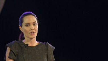 Angelina Jolie’den İran'a 'Jina Emini' tepkisi