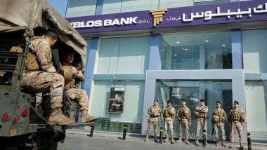 Lübnan’da muhalif milletvekilinden banka baskını