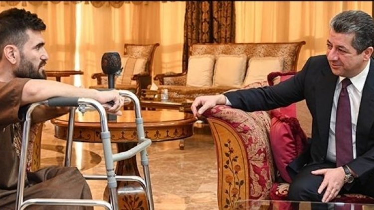  Başbakan, İran saldırılarında ağır yaralanan Soran Kameran’ı ziyaret etti.