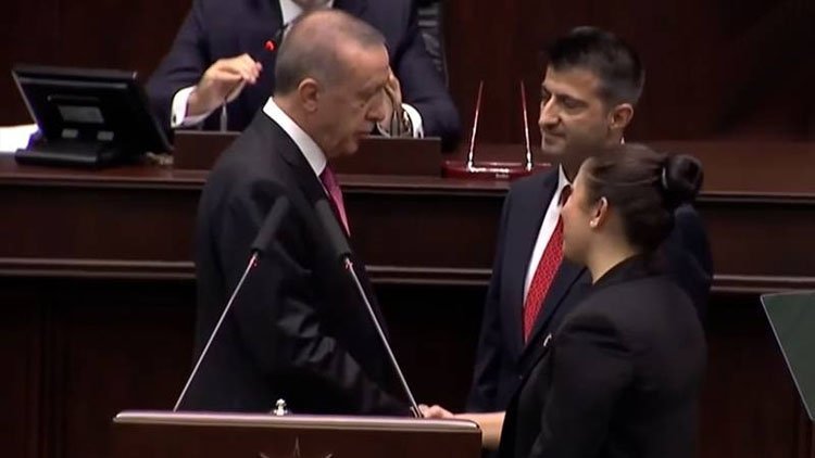 PSK: Erdoğan Kadınlardan Özür Dilemelidir
