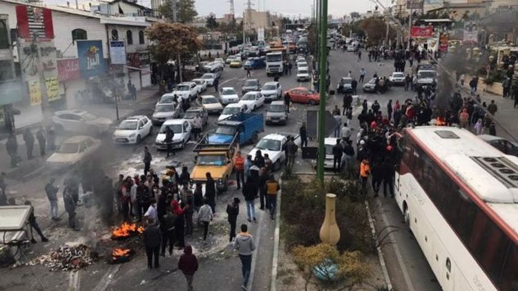 İran, ABD ve Kanada'nın protestolarla ilgili yaptırımlarına karşılık vereceğini duyurdu