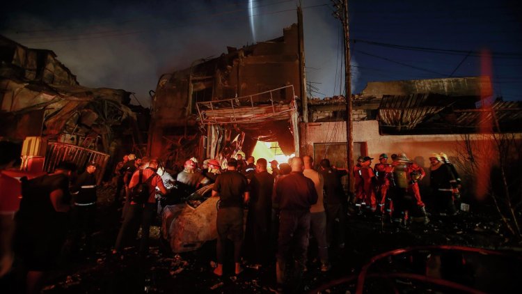 Bağdat'ta parfüm deposunda yangın: 32 yaralı, 10 kişi göçük altında