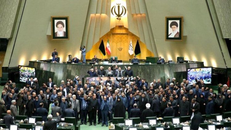 İran meclisinden göstericilere savaş ilanı gibi karar