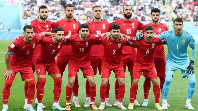 Dünya Kupası: İranlı futbolcular milli marşı okumadı