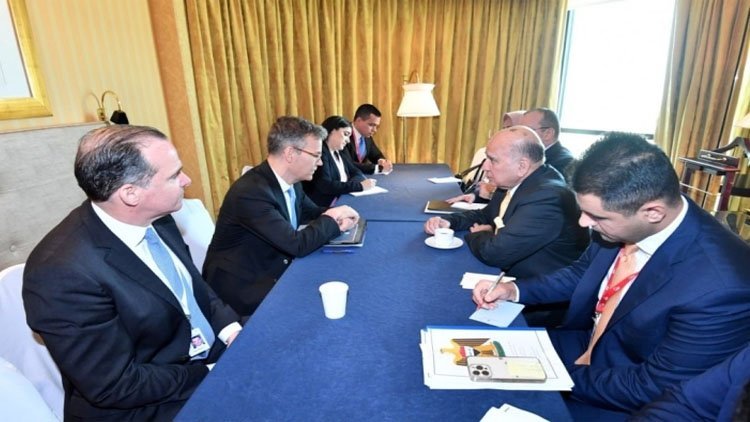 Irak Dışişleri Bakanı Hüseyin üst düzey Amerikan heyetiyle görüştü