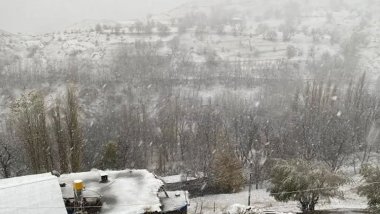 Van'da kar yağışı: Kalınlık 20 santimetreye ulaştı