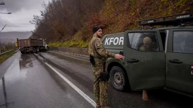 Kosova - Sırbistan gerginliği: Sırbistan Cumhurbaşkanı Güvenlik Konseyi'ni topladı