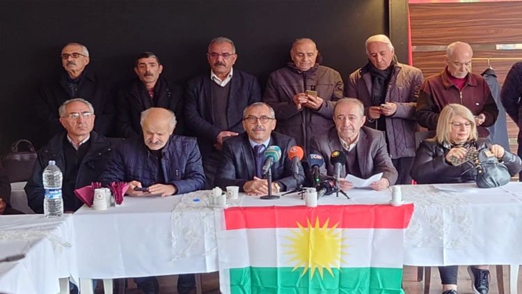 PAK, PSK, Azadi Hareketi: 'Kürdistan bayrağını hep dalgalandıracağız'