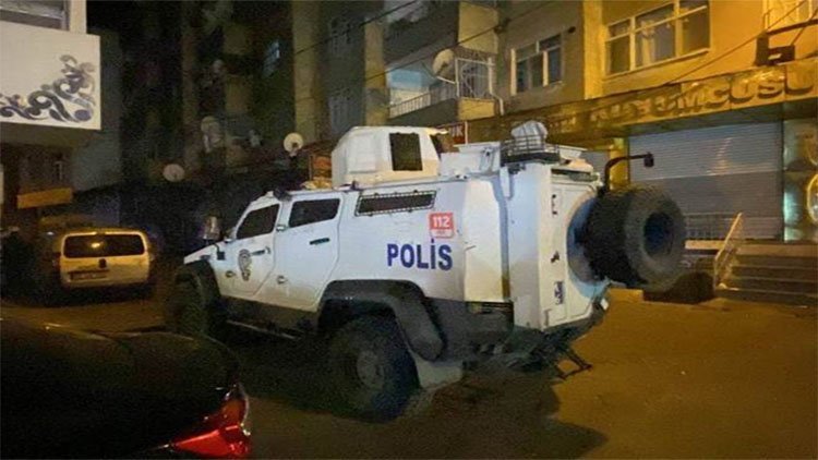 Diyarbakır’da bıçaklı aidat kavgası: 4 yaralı