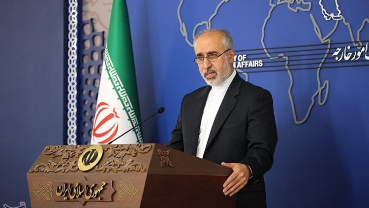 İran'dan Paris saldırısına kınama
