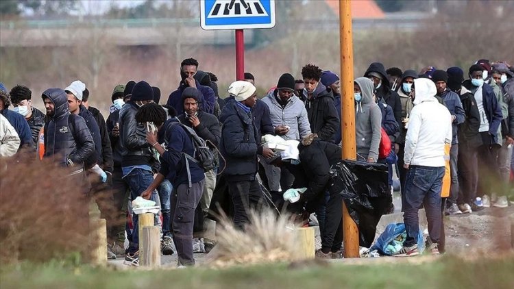 STK'lardan Fransa'ya 'Suriyeli göçmenleri hukuksuz sınır dışı etme' suçlaması