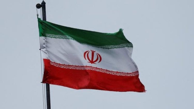 İran, İngiliz Büyükelçiyi Dışişleri Bakanlığı'na çağırdı