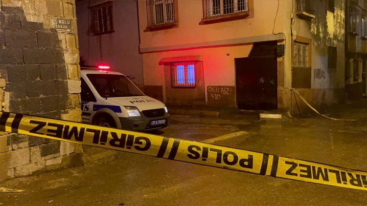 Antep'te akraba aileler arasında silahlı kavga: 3 ölü, 2 yaralı