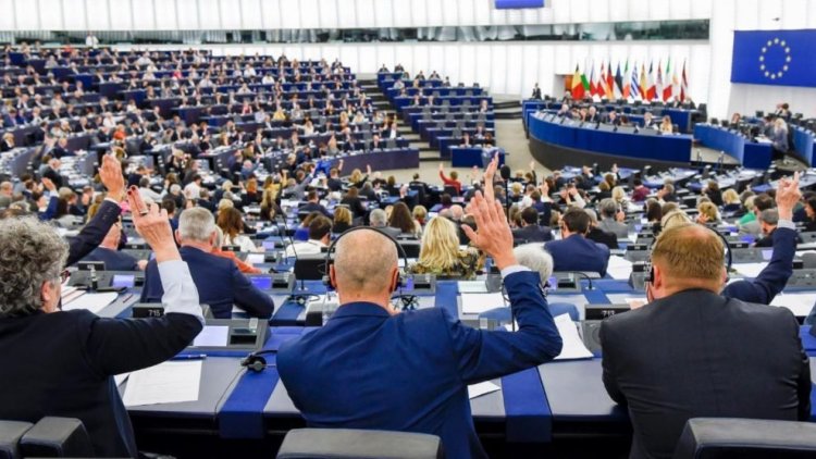 Avrupa Parlamentosu'nda 'İran Devrim Muhafızları’ oylaması