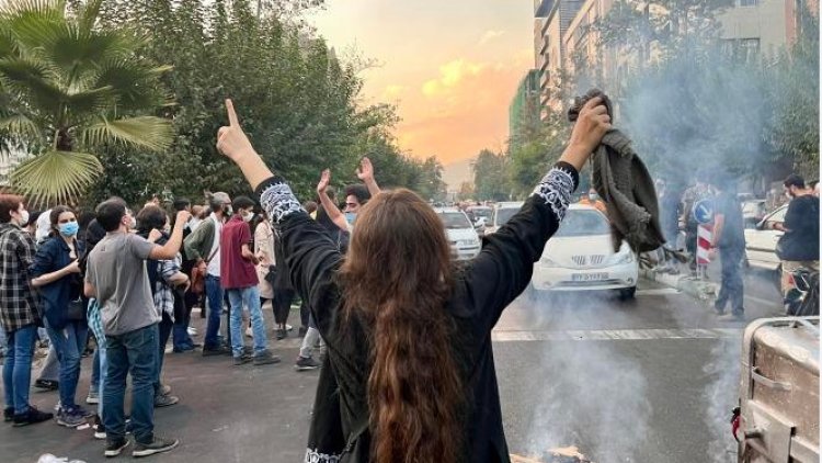 İran’da rejime karşı muhalefet yeni cephe oluşturdu!