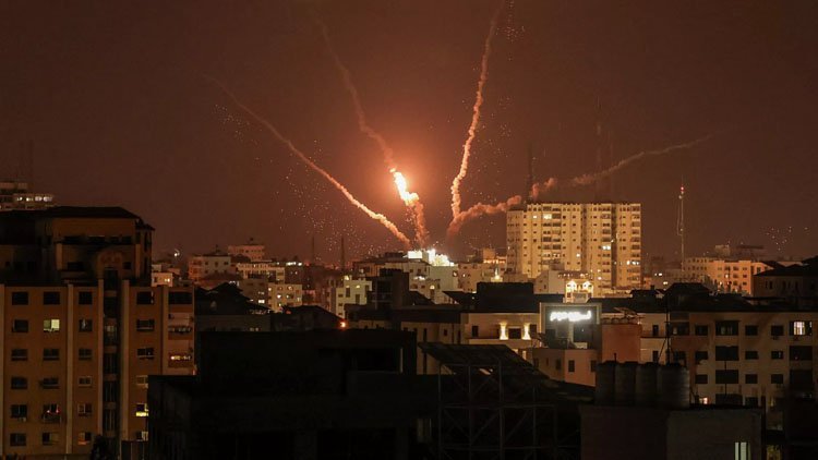 İsrail uçaklarından Gazze Şeridi'ne hava saldırısı
