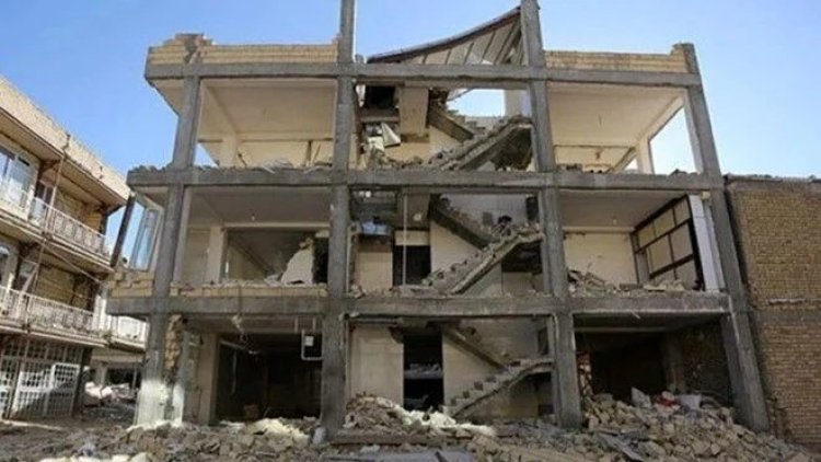 Rojhılat'ta deprem: 2 ölü, yüzlerce yaralı