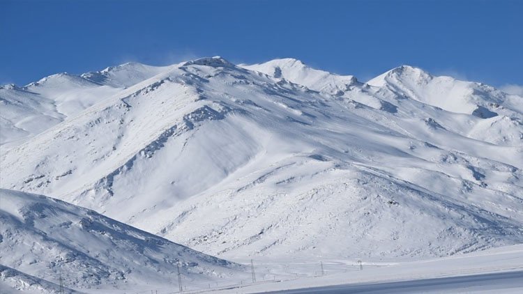 Van'da çığ tehlikesine karşı biriken karlar Alpler'deki yöntem ile düşürülecek!  