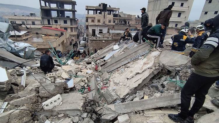 Maraş depremi Rojava'yı da vurdu: Afrin’de ölü sayısı 250’yi geçti