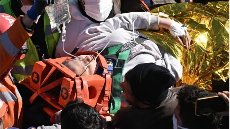 Maraş: Depremin 248’inci saatinde enkazdan sağ kurtarıldı
