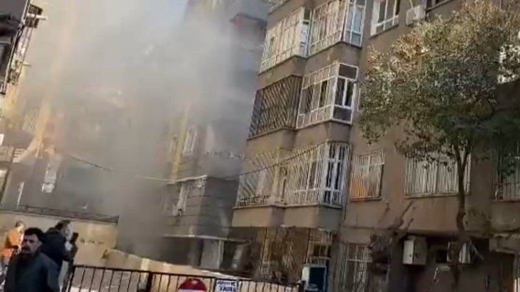 Urfa'da yedi katlı binada doğalgaz patlaması: İki ölü, sekiz yaralı